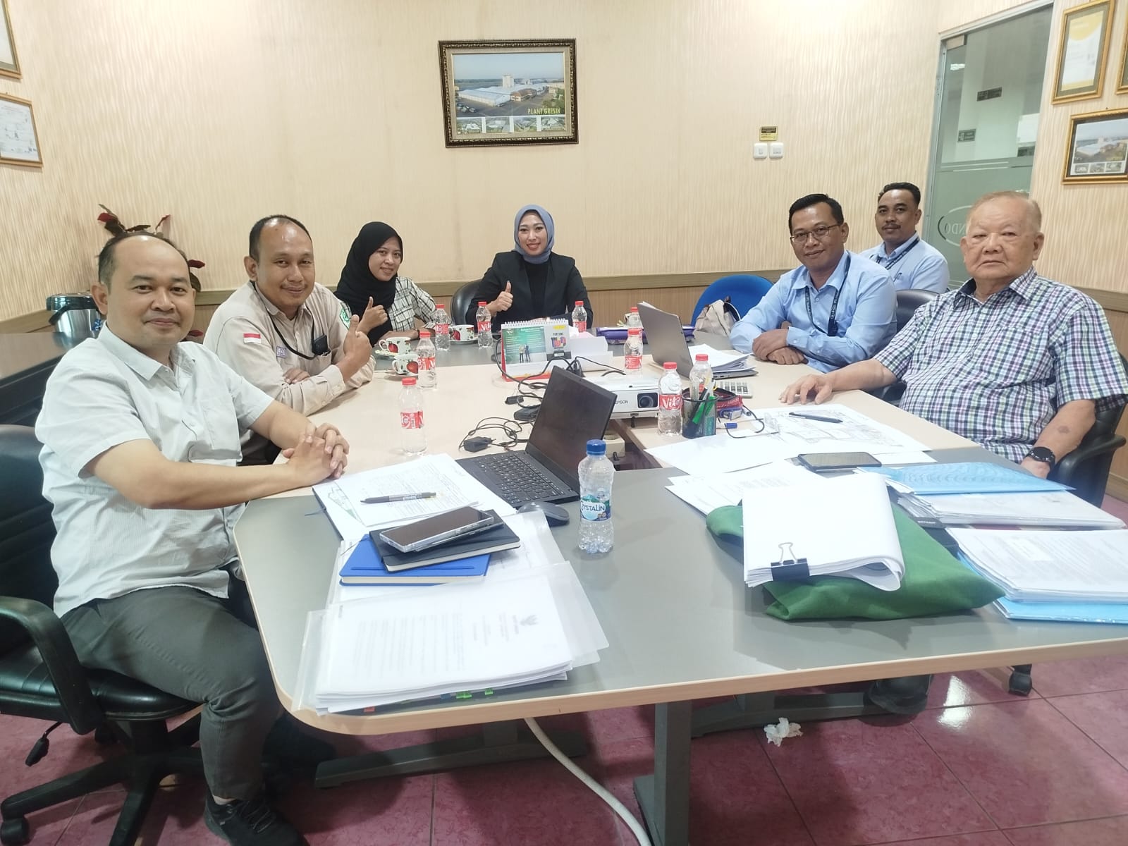 Meeting pengurusan PBG dan dokumen lingkungan PT Malindo Feedmill Tbk di Gresik