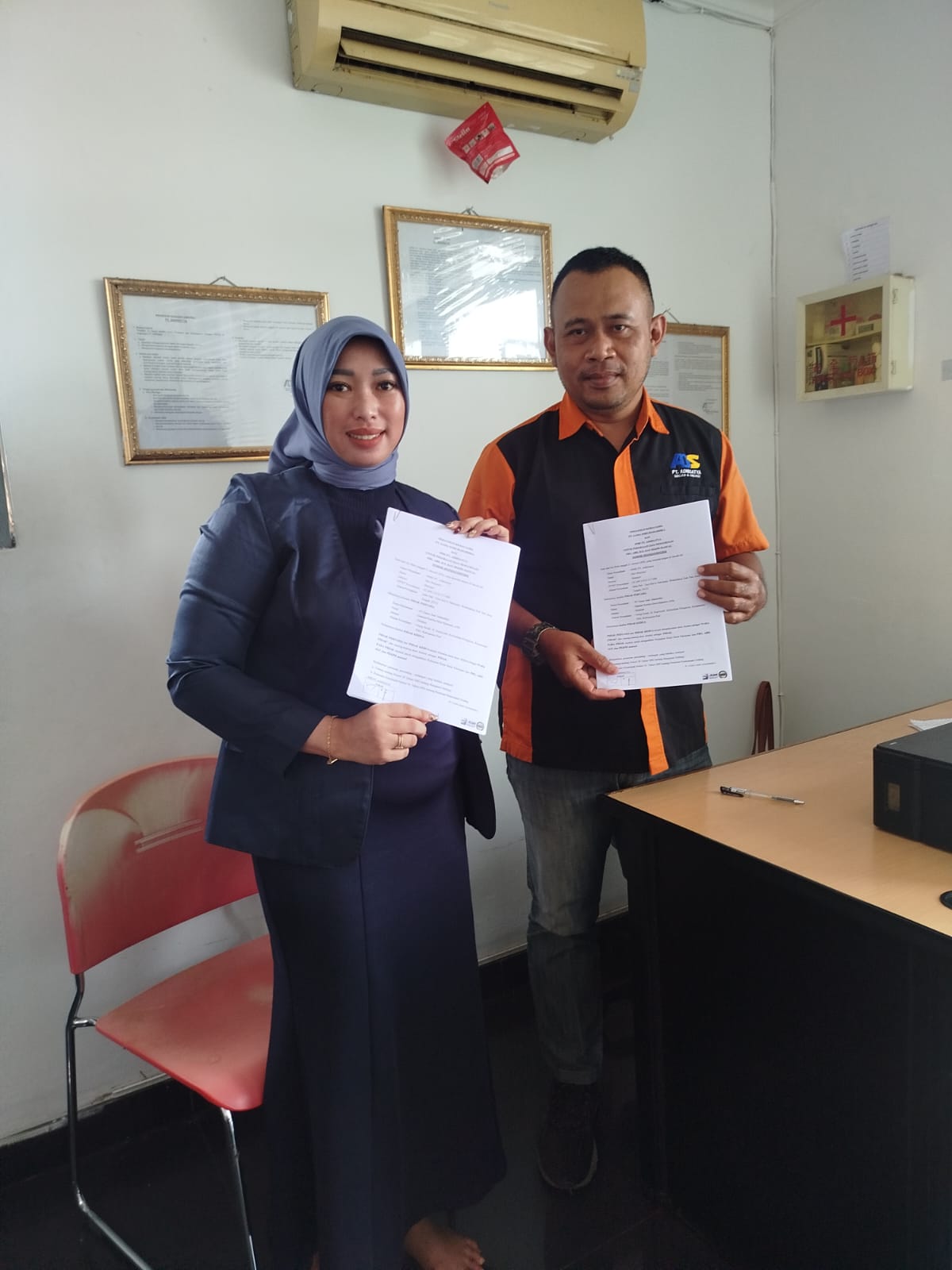 Penandatanganan kontrak kerjasama pengurusan PBG, ABD, dan SLF SPBE PT. Adhisatya Pati