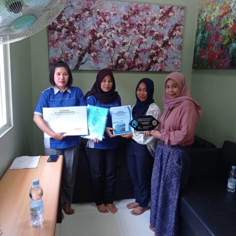 Penyerahan SLF PT Lohongka Indonesia pati